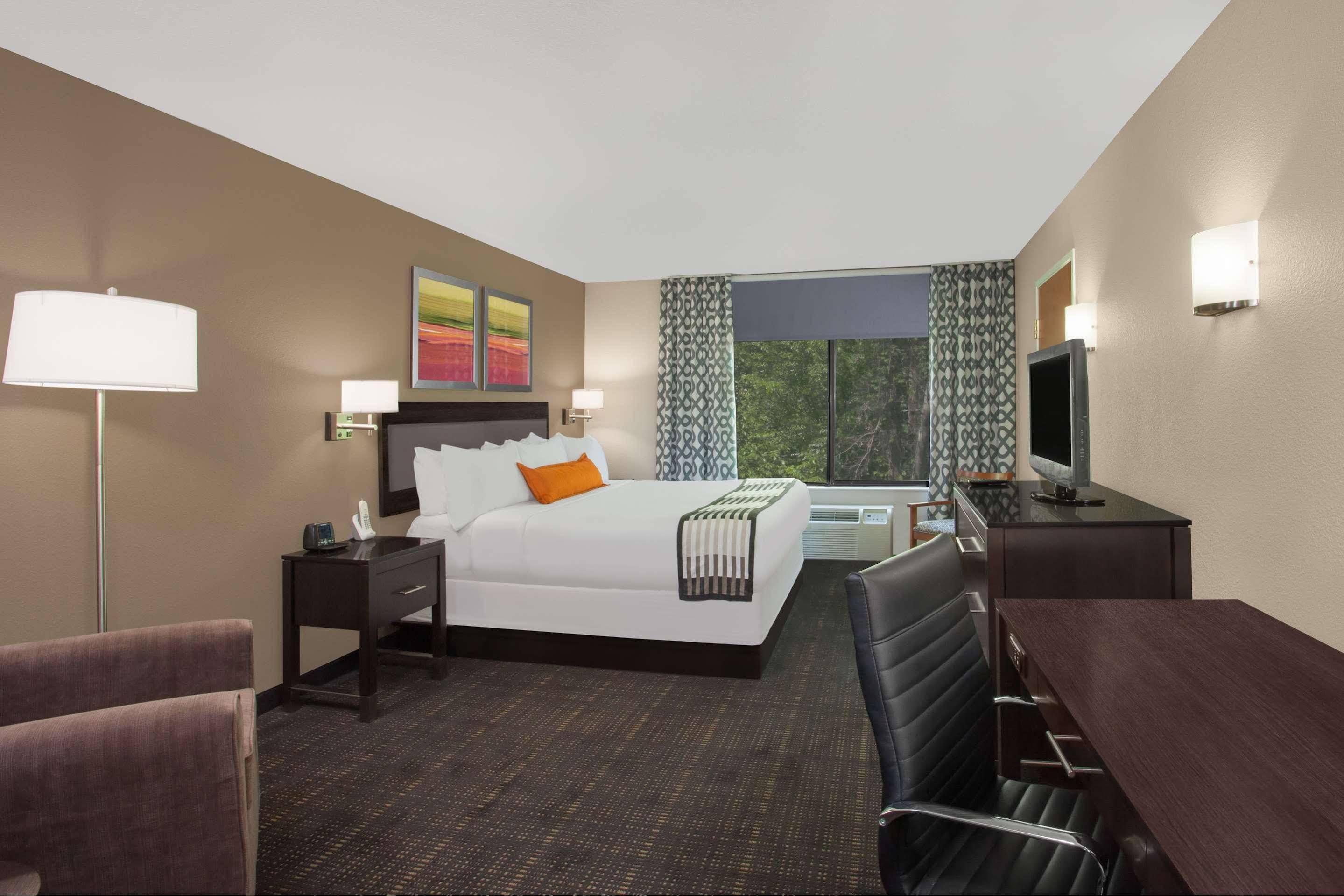 Wingate By Wyndham 3* Columbia